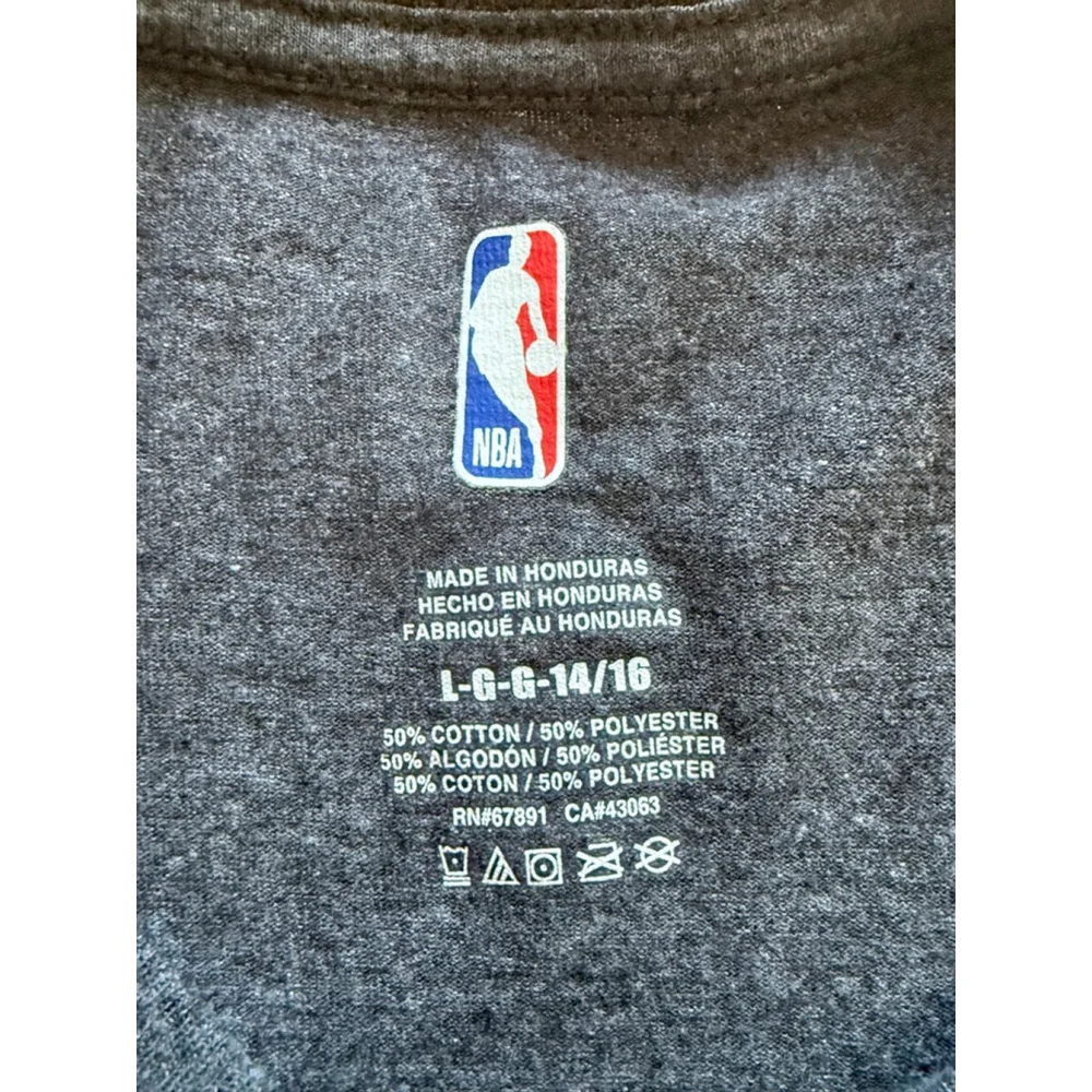 Boys NBA Gray Doncic 77 Mavericks Jersey L